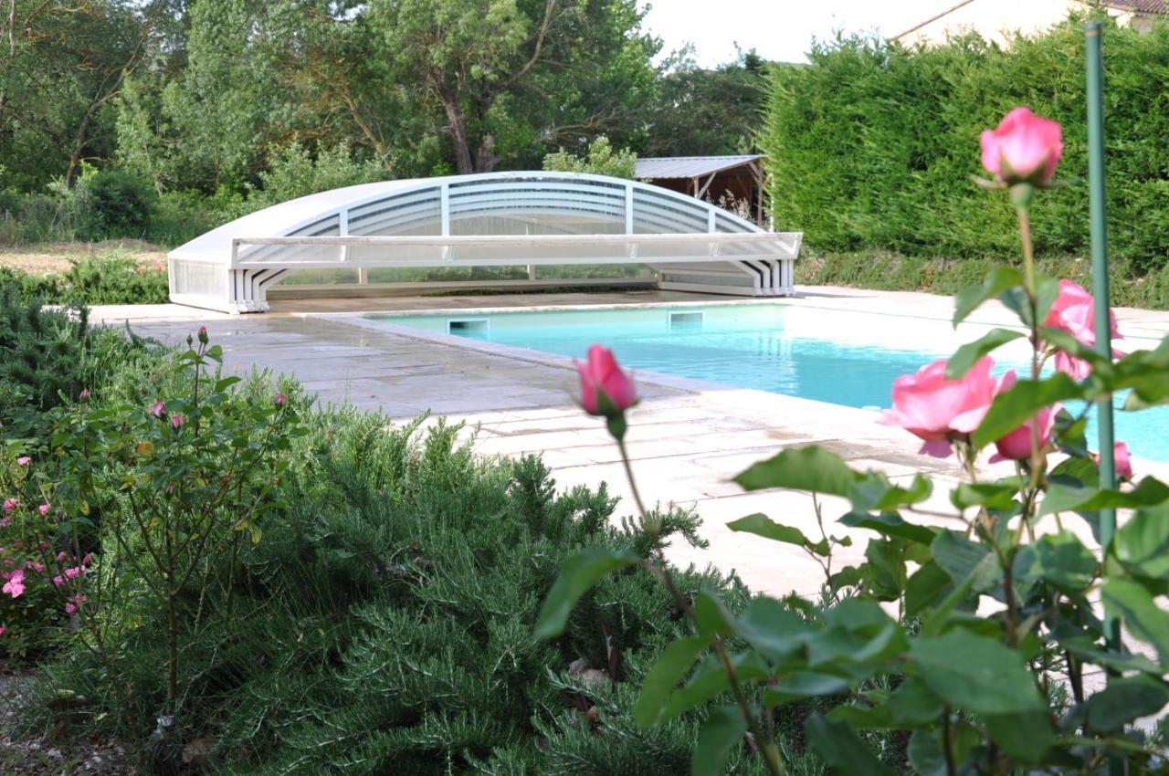 La Ferme De Tonton Jules Et Mame Julia Panzió Entraigues-sur-la-Sorgue Kültér fotó